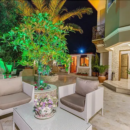 Cunda Oezerbey Konagi (adults Only) 2*