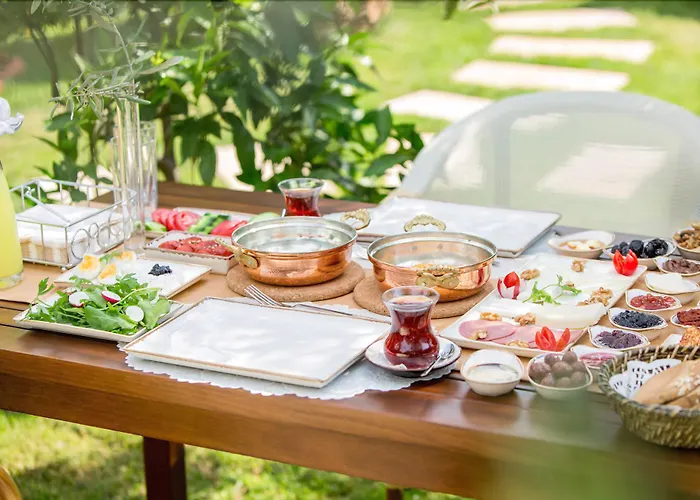 Cunda Oezerbey Konagi (adults Only) Hotel