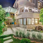 Cunda Oezerbey Konagi (adults Only) Hotel Ayvalı