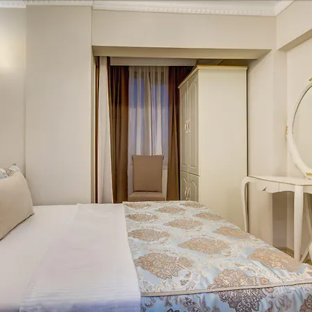 Hotel Cunda Oezerbey Konagi (adults Only) 2*