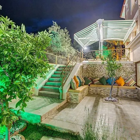 Cunda Oezerbey Konagi (adults Only) فندق Ayvalı