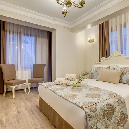 فندق Cunda Oezerbey Konagi (adults Only) 2*